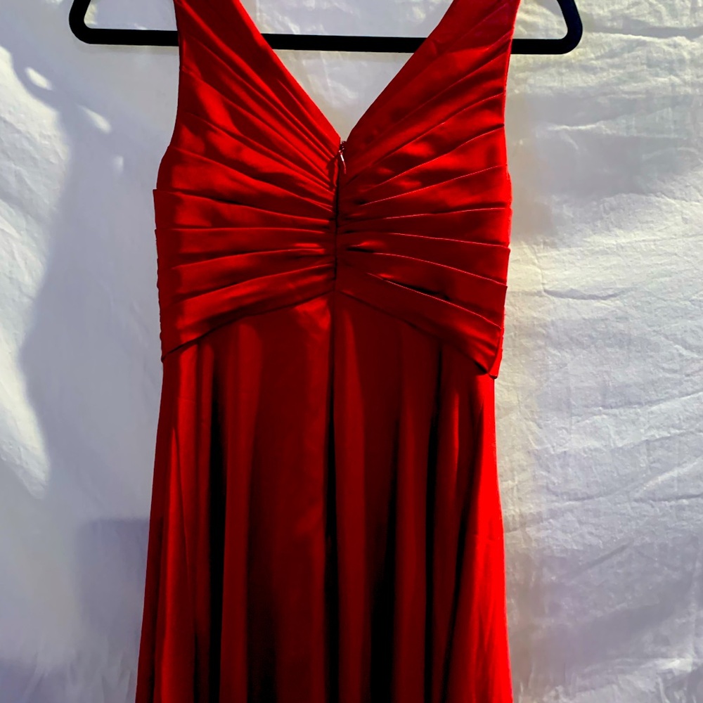 Hot Red!! This gown sizzles!!! Red formal gown with pleated bodice